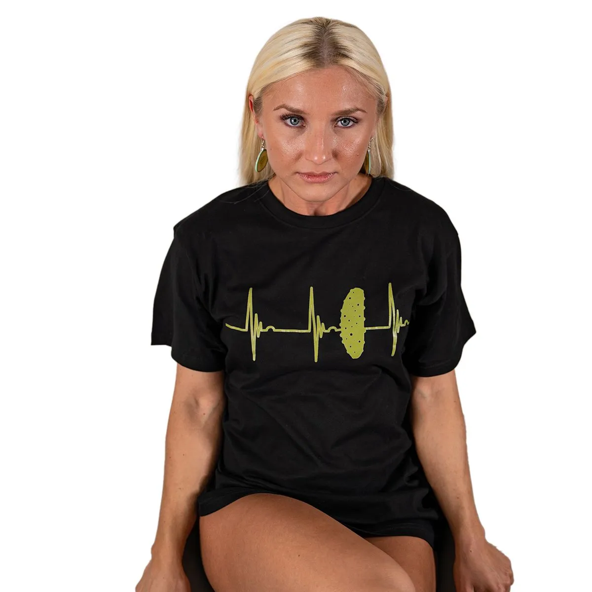 schwarzes T-Shirt, grüner Herzschlag